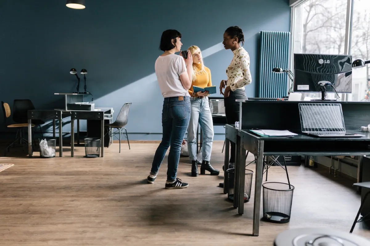 Croissant team in a meeting