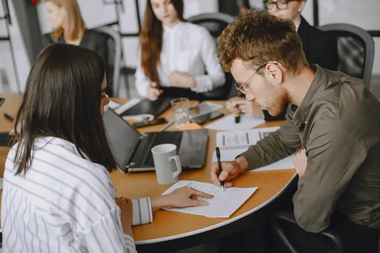 From Reaction to Design: Rethinking the Coworking Benefit in 2026