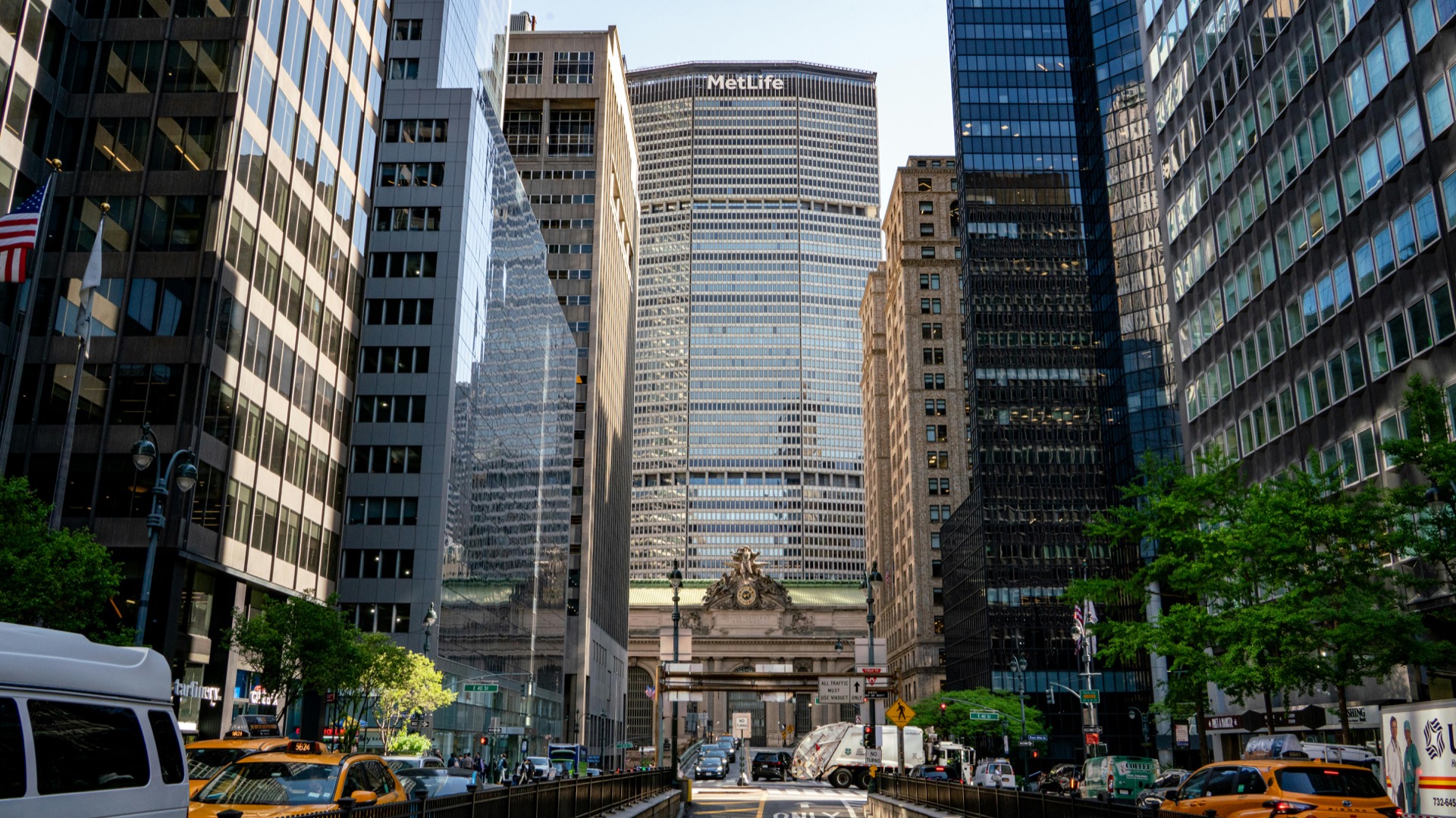 Downtown New York skyline representing the historic home of fixed corporate real estate spend